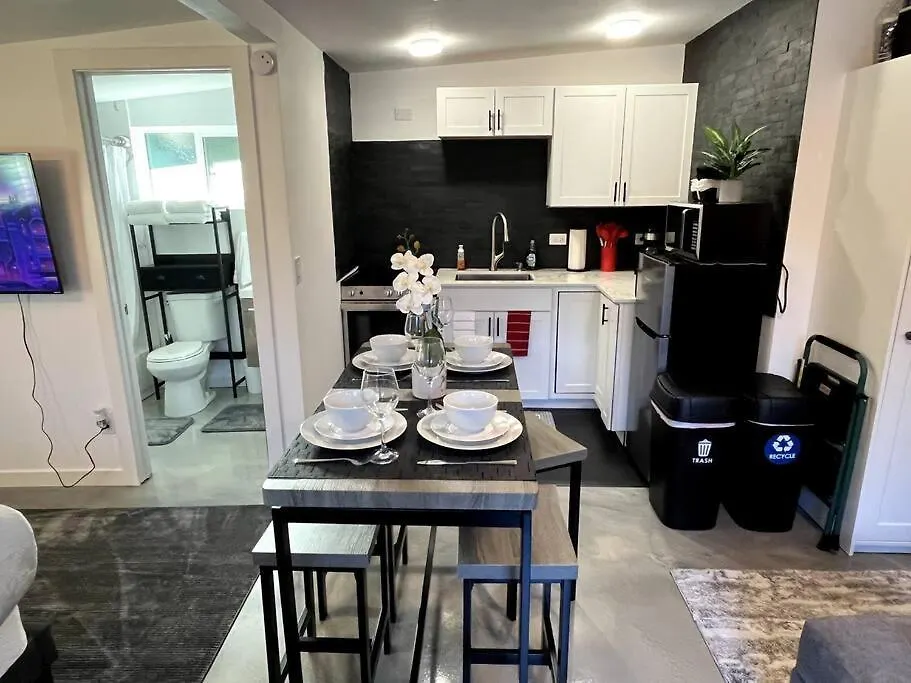 The Hudson Suite Spot - Studio Apt Close To Asu テンピ アパート